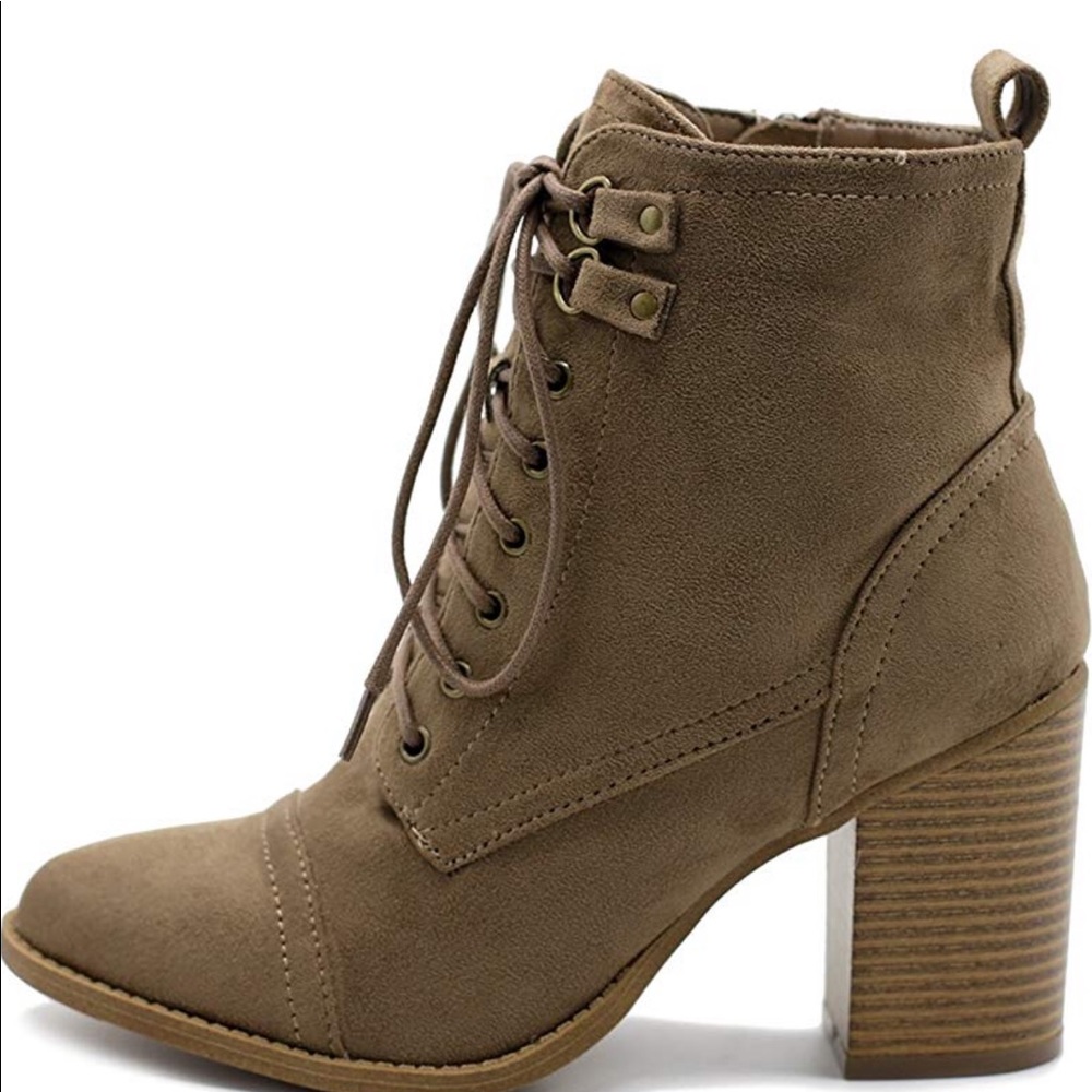 Tie up laced booties Size 8.5